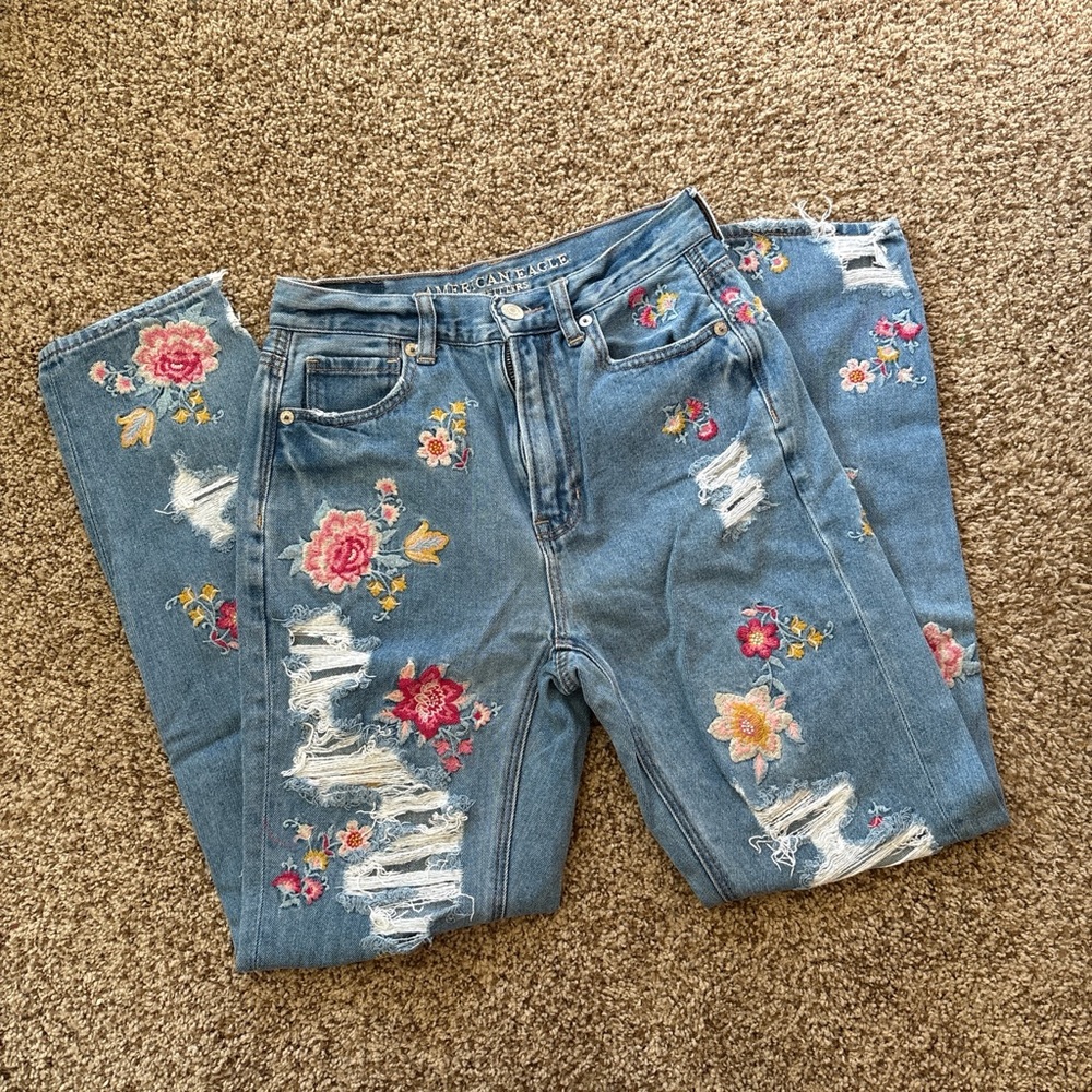 American Eagle Flower Jeans